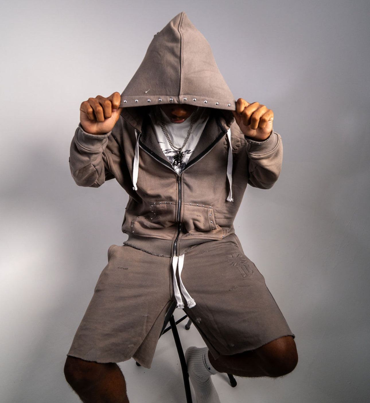 IC “Clay Gray” Vintage Set