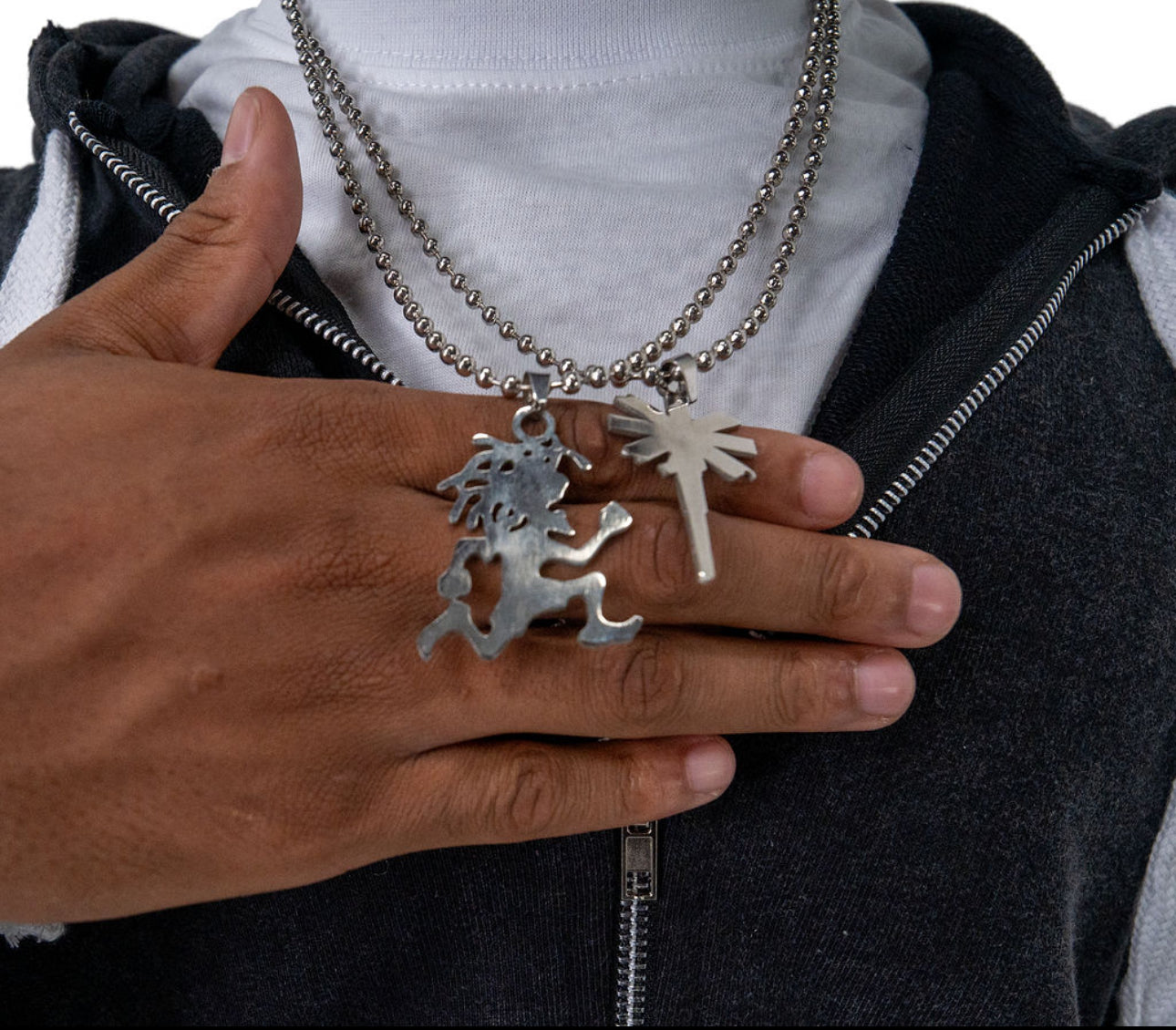 IC BALL CHAINS