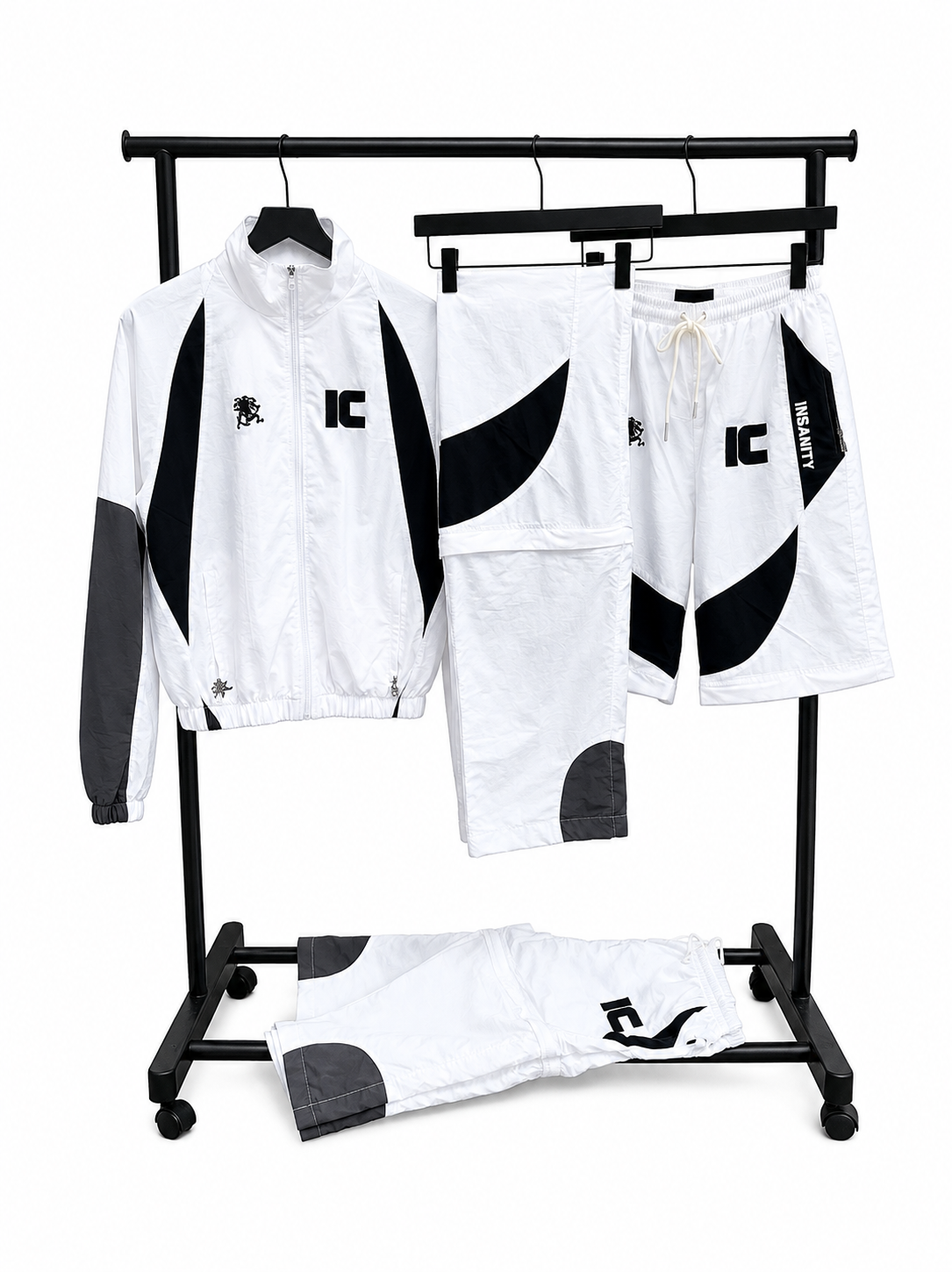 White Trackset